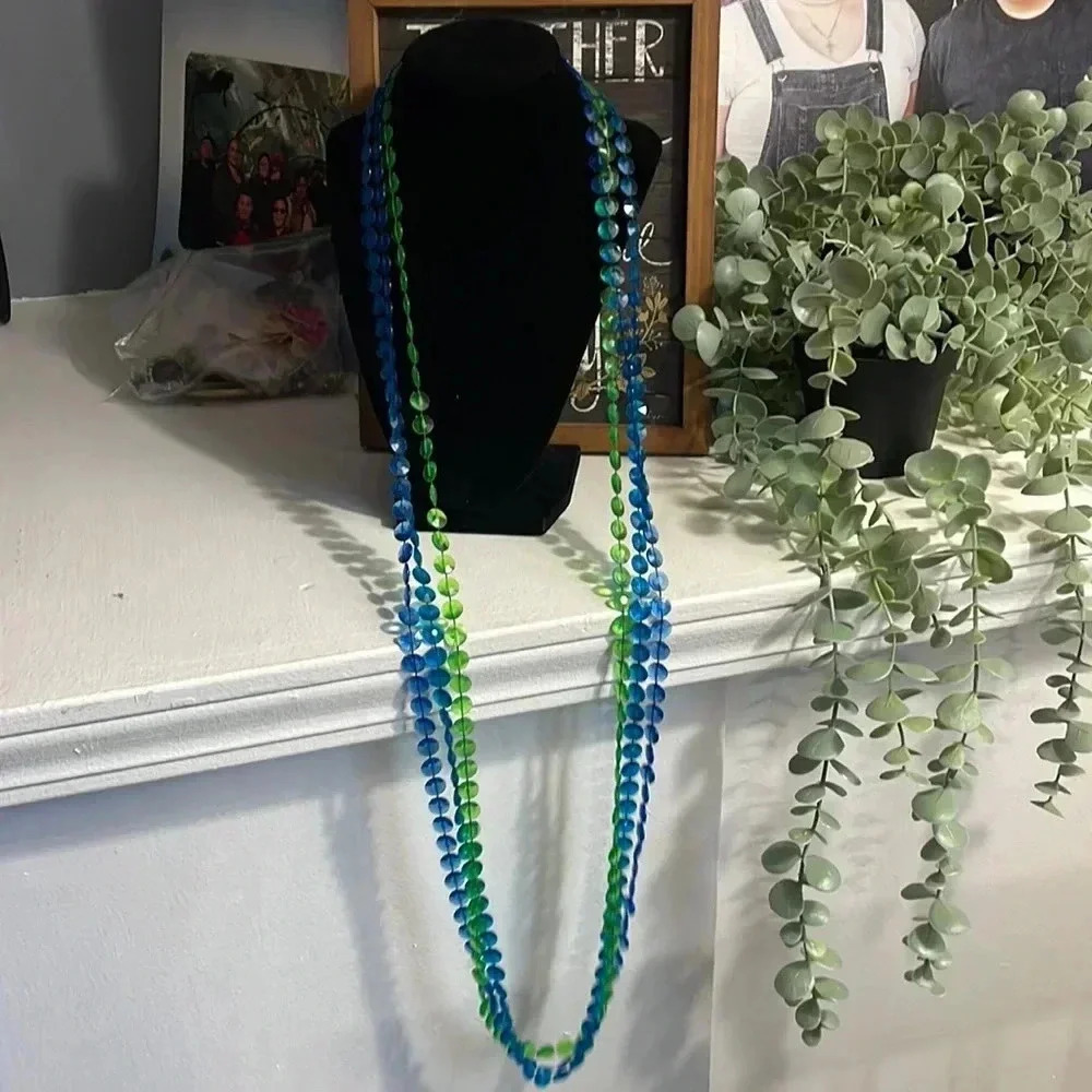 Vintage rare 1960 green blue flapper neck beads - Picture 4 of 4